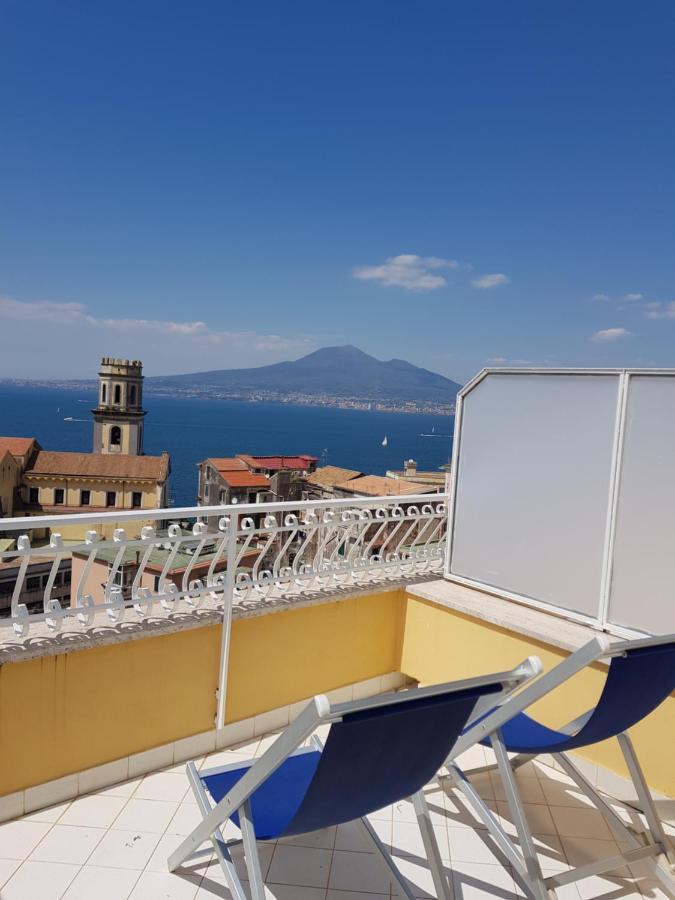 Hotel Lucia Castellammare di Stabia Buitenkant foto